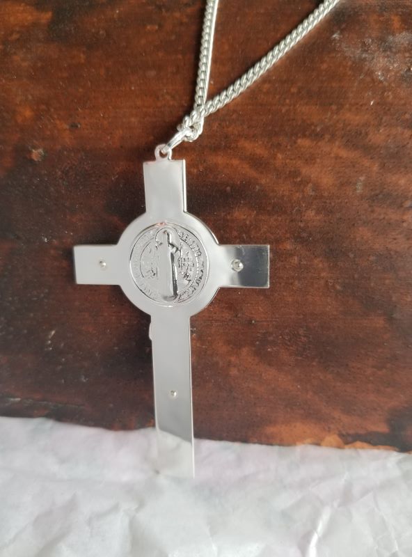 Gents Large Sterling Silver St Benedict's Crucifix & Chain